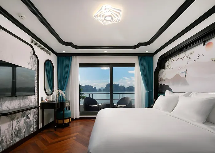 Catherine Cruise 5* Ha Long