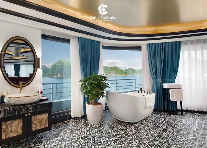 Botel Catherine Cruise Ha Long