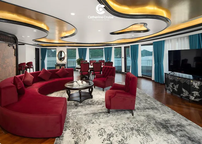 Catherine Cruise 5*